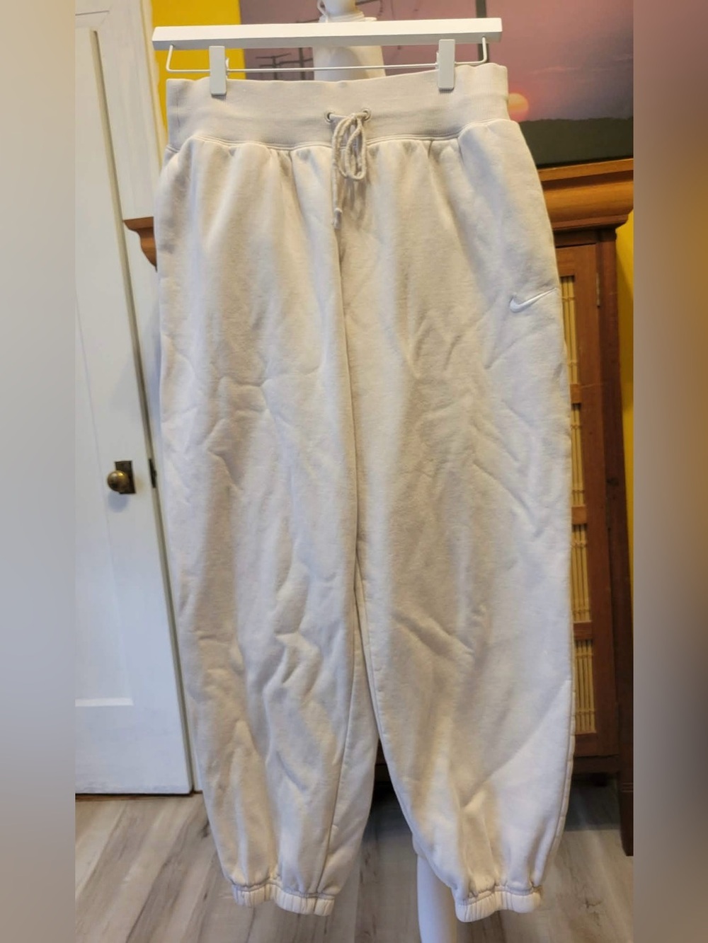 Nike White Jogger Sweatpants